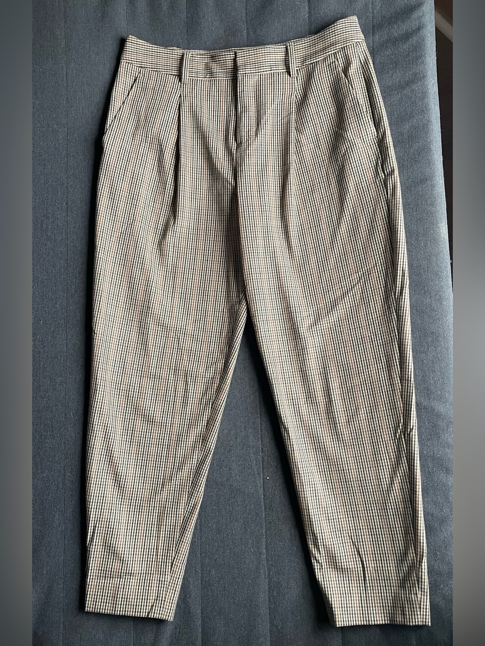 Banana Republic dress pants, pleated tapered  ankle length brown plaid, size 4